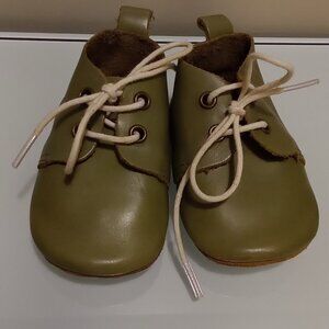 Piperfinn baby shoes olive-low top-oxford-soft sole size 3